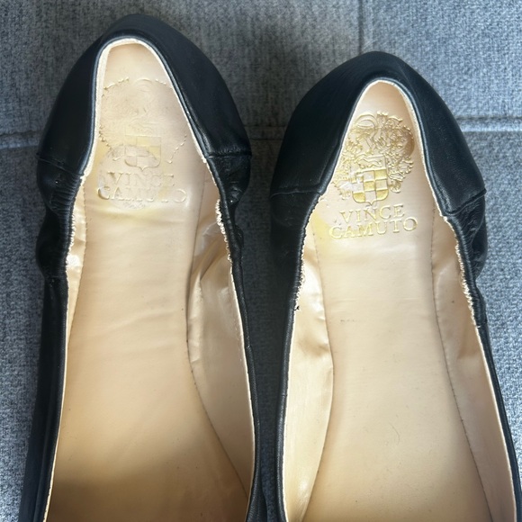 [EUC] Vince Camuto - Leather BALLERINA FLATS with embellishment - Size 9 - Black - Picture 5 of 5